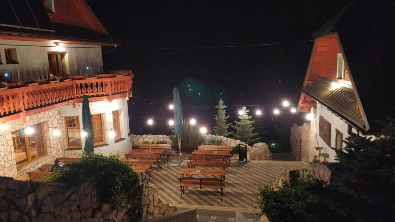 Horní Lomná Penzion Bawaria מראה חיצוני תמונה