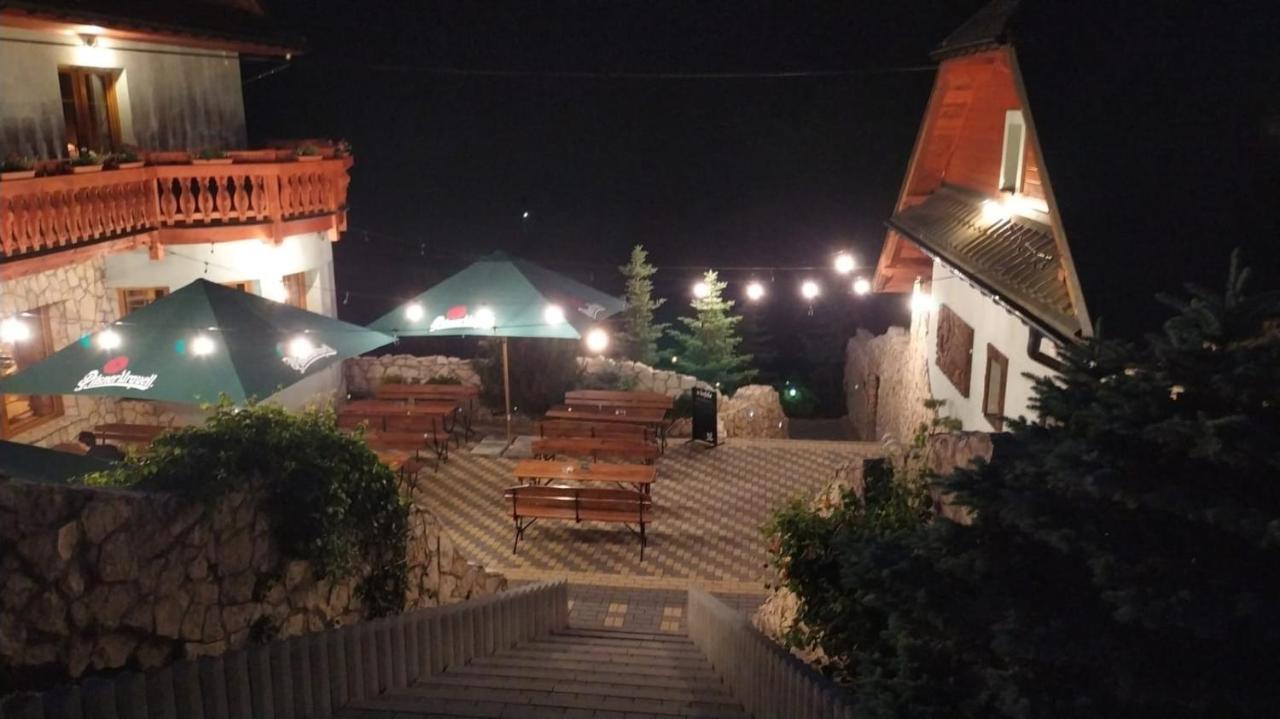 Horní Lomná Penzion Bawaria מראה חיצוני תמונה